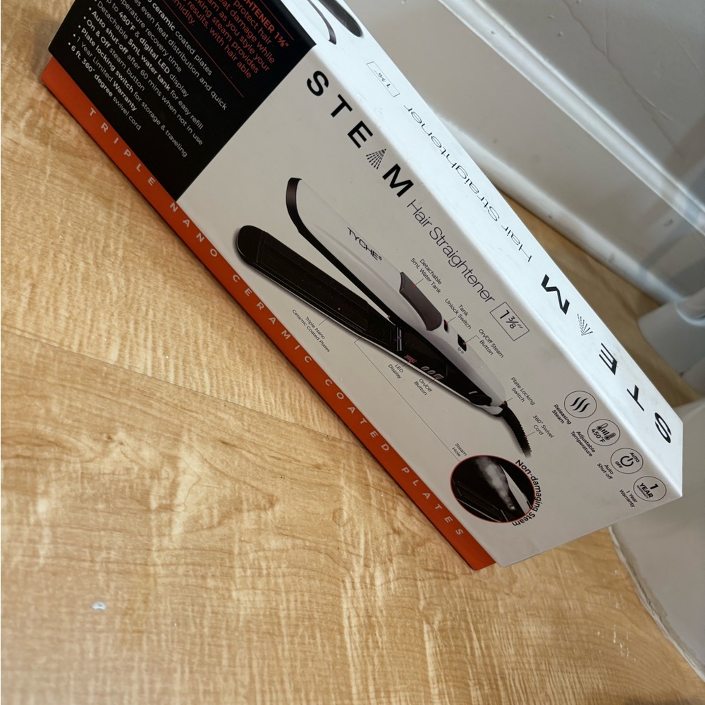 Tyche Hair Straightener - Black and White